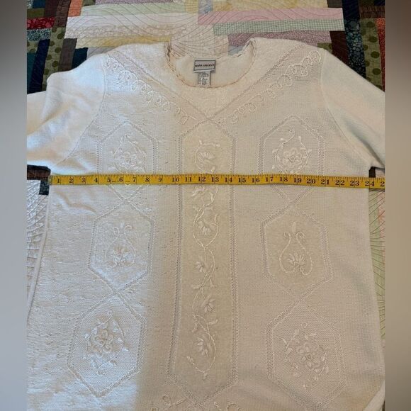 Vintage Napa Valley Womens Sweater Large White Beaded Mock Neck Grannycore 80s - Picture 5 of 9